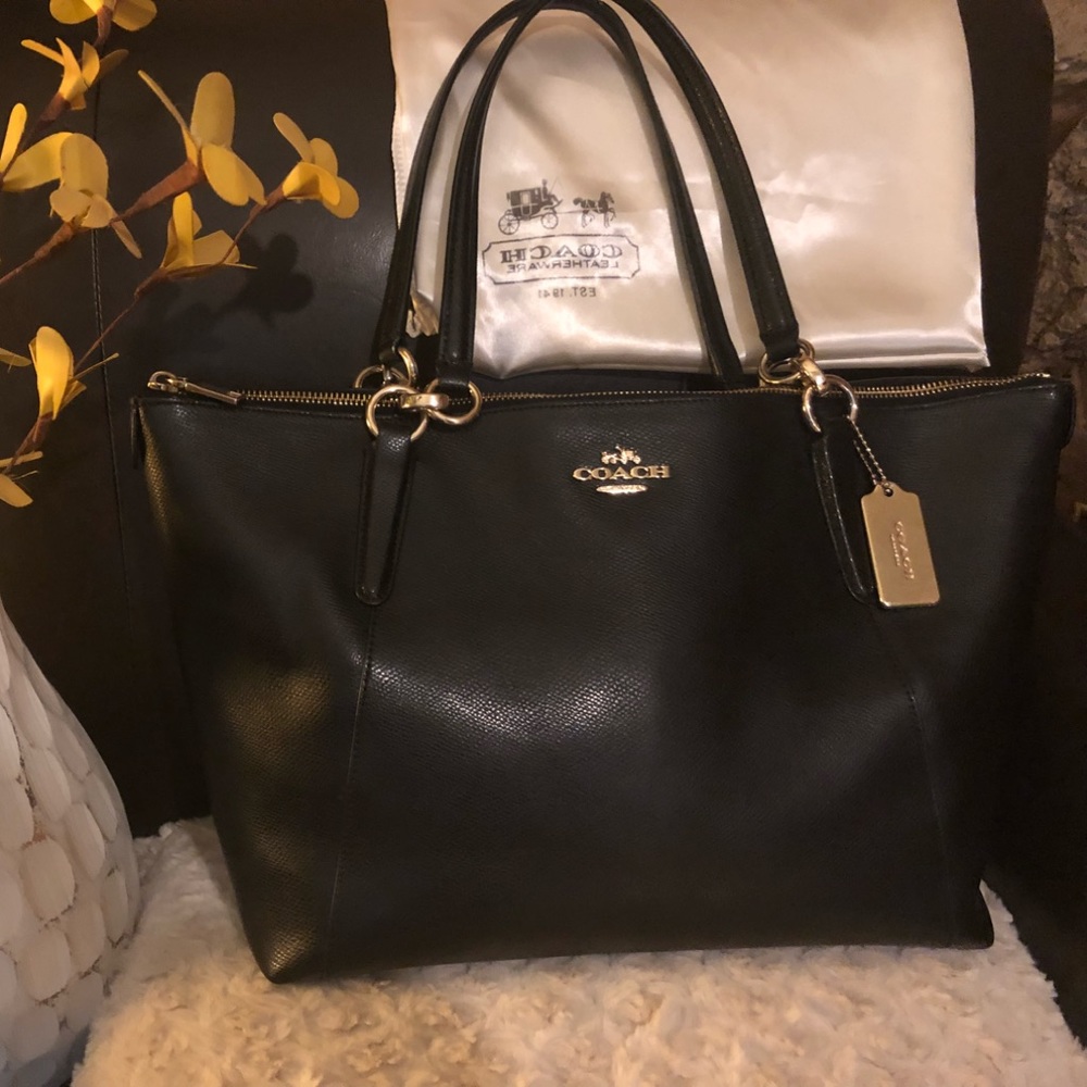 COACH AVA TOTE